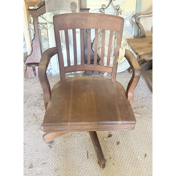 Lot of 4 Office Chairs incl. Antique Oak Banker's Swivel Chair