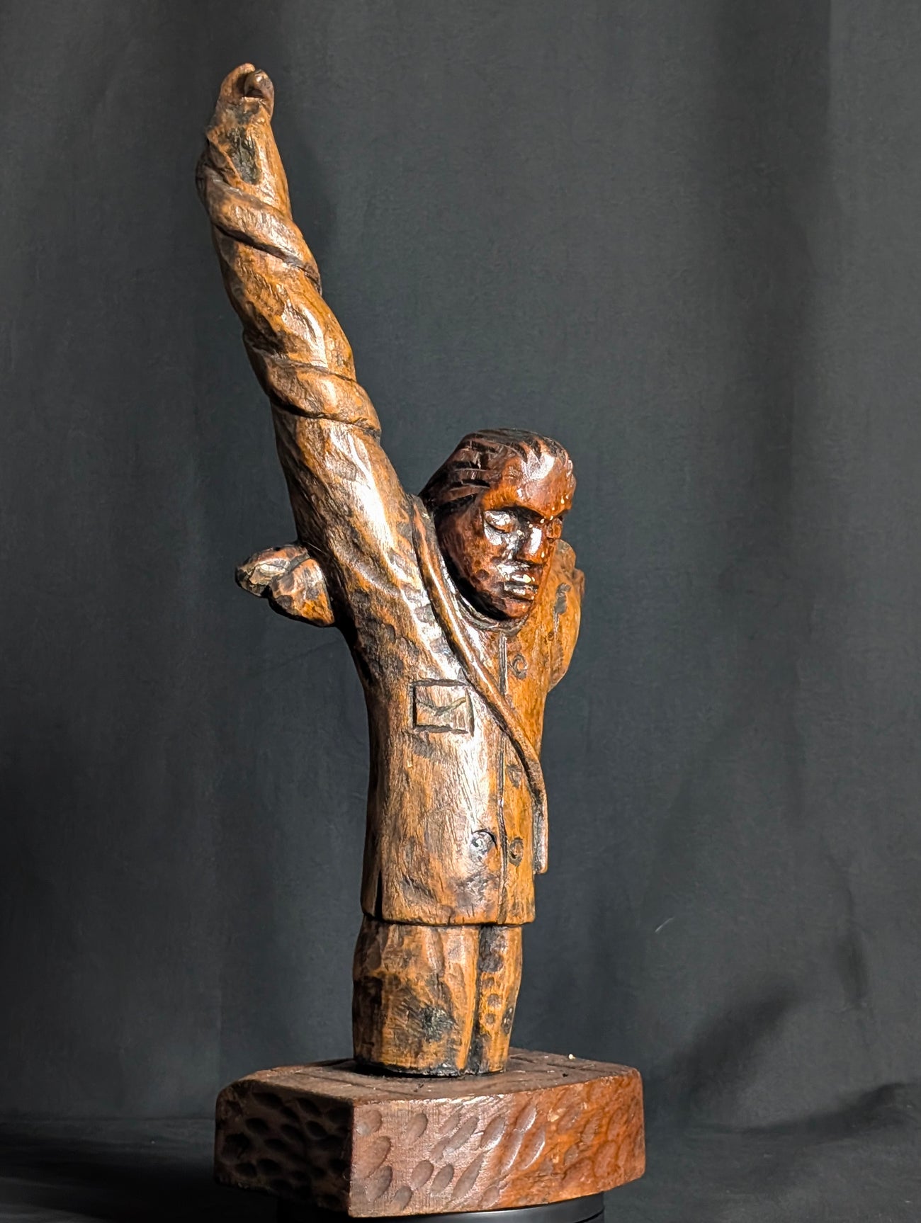 “Call to the Sky” – Hand-Carved Folk Art Sculpture (RMB)